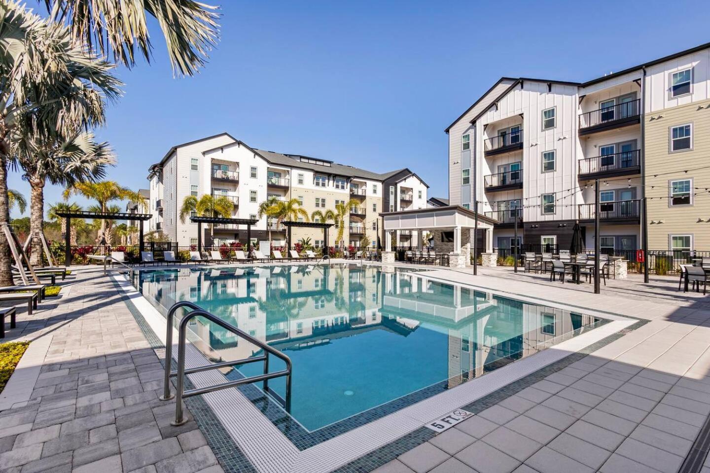 Complete Lush Green Apartment 10 Min To Parks Pets Allowed, Resort-Style Amenities 奥兰多 外观 照片